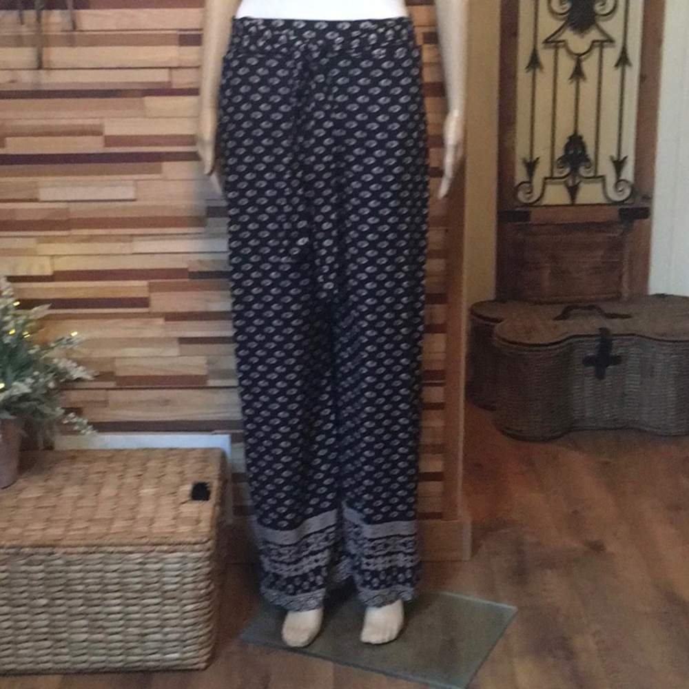 COMFORTABLE WIDE LEG TIE FRONT PANTS - Picture 4 of 12